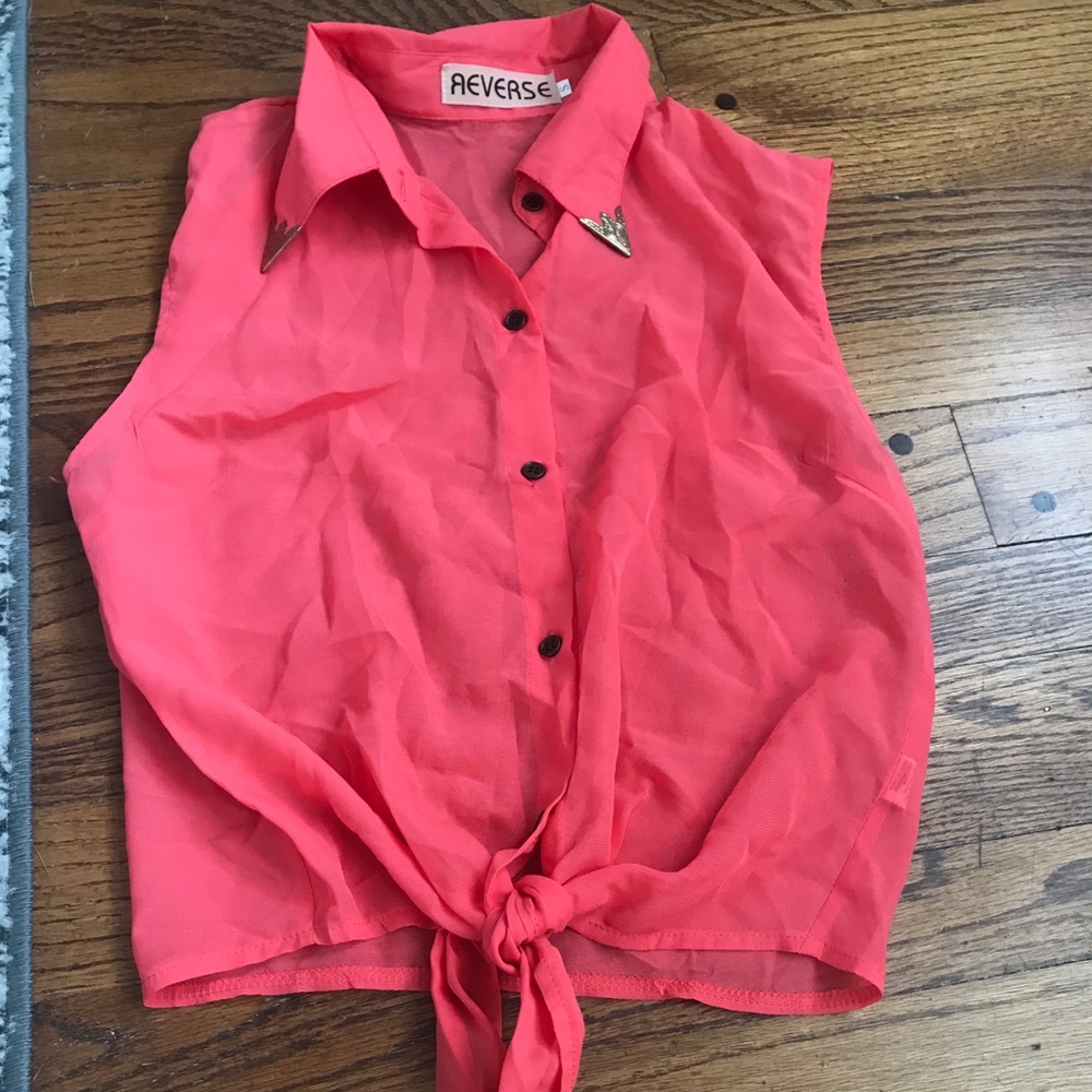 Coral tie up top